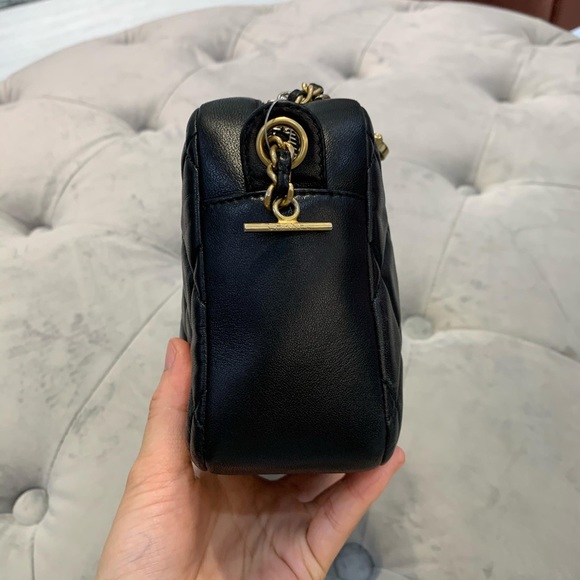 💓SOLD💓 - Chanel vintage camera bag - Picture 4 of 14
